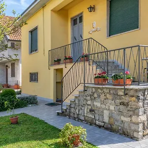 La Casa Di Ugo Affittacamere